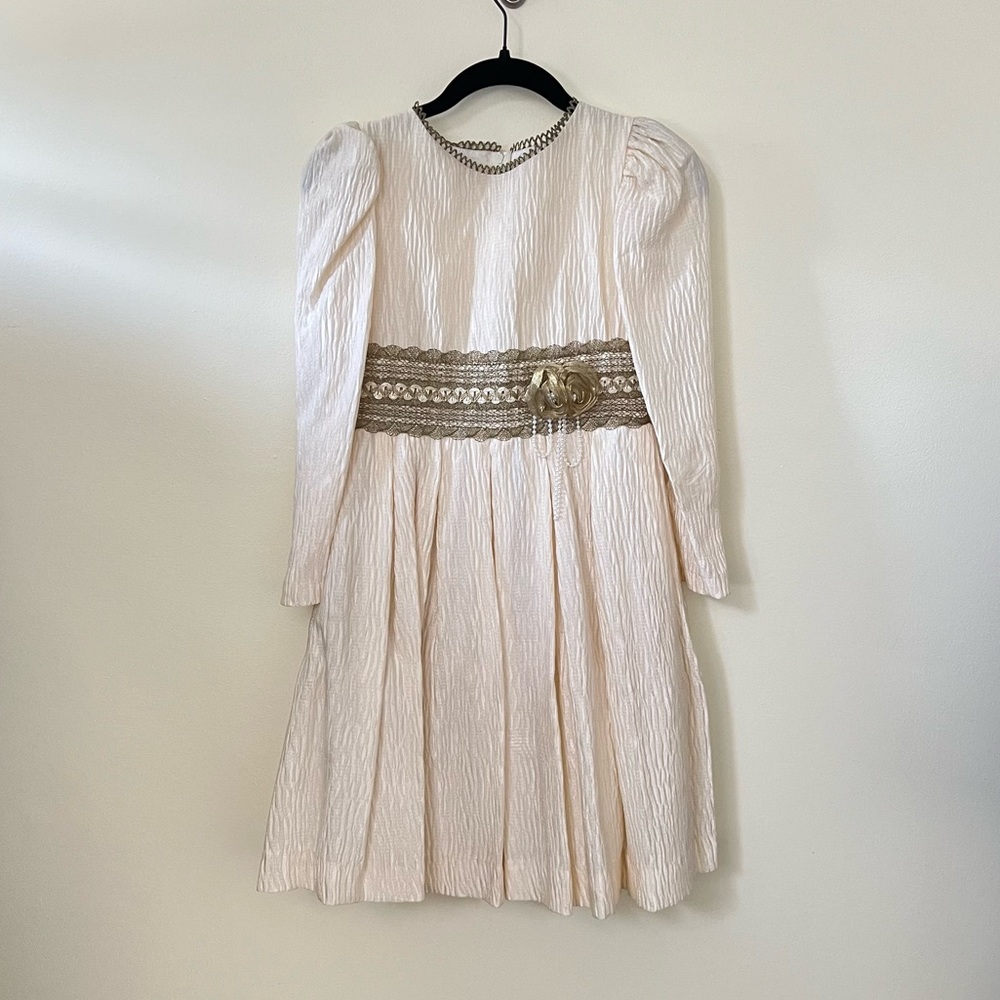 Vintage Dorissa international Nicole cream & gold holiday dress